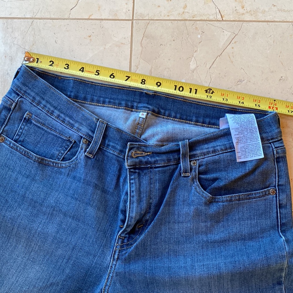 Levi’s cropped jean - Picture 8 of 8